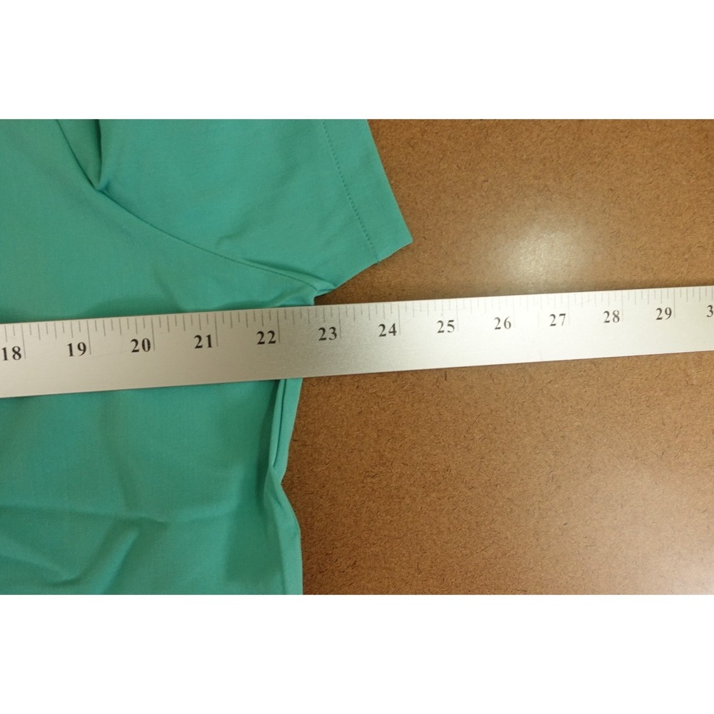 Mandala Womens Size XL Surgical Green Short Sleeve V Neck 6 Pocket Scrub Top NWT - Picture 8 of 11